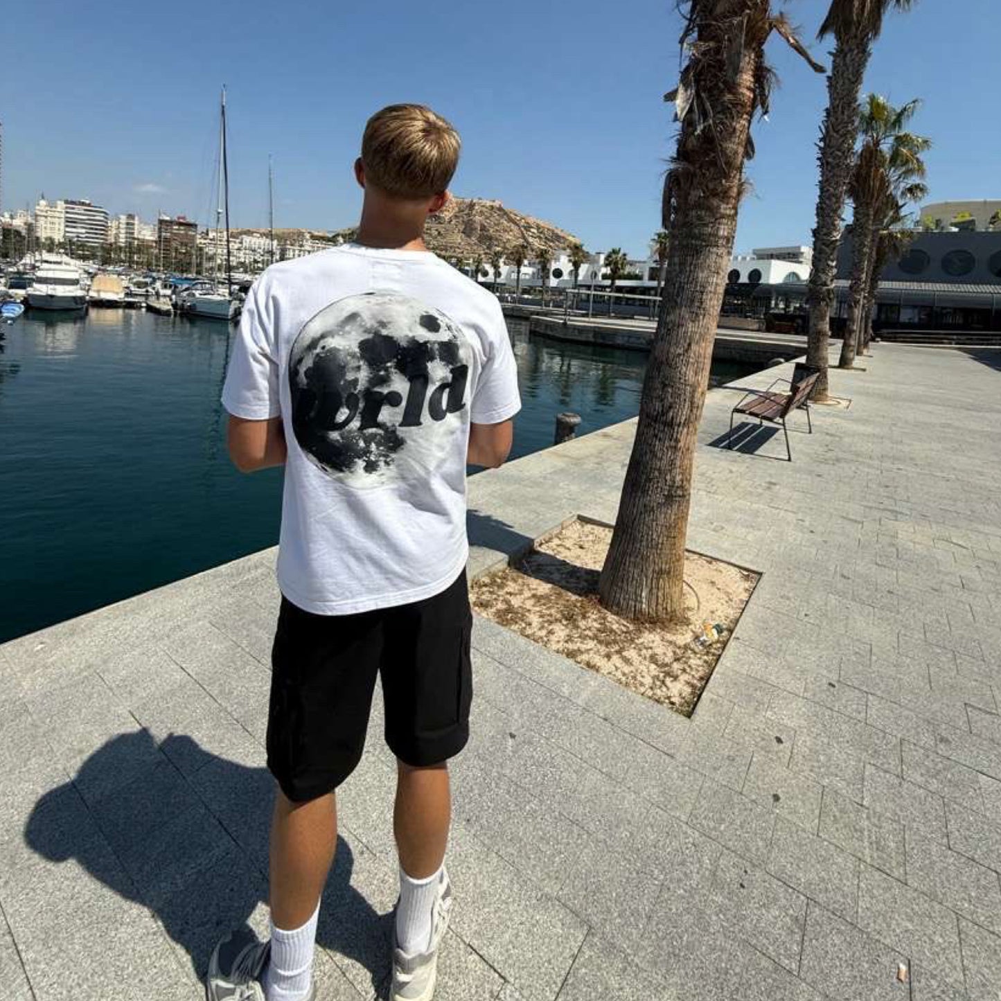 round the wrld tee